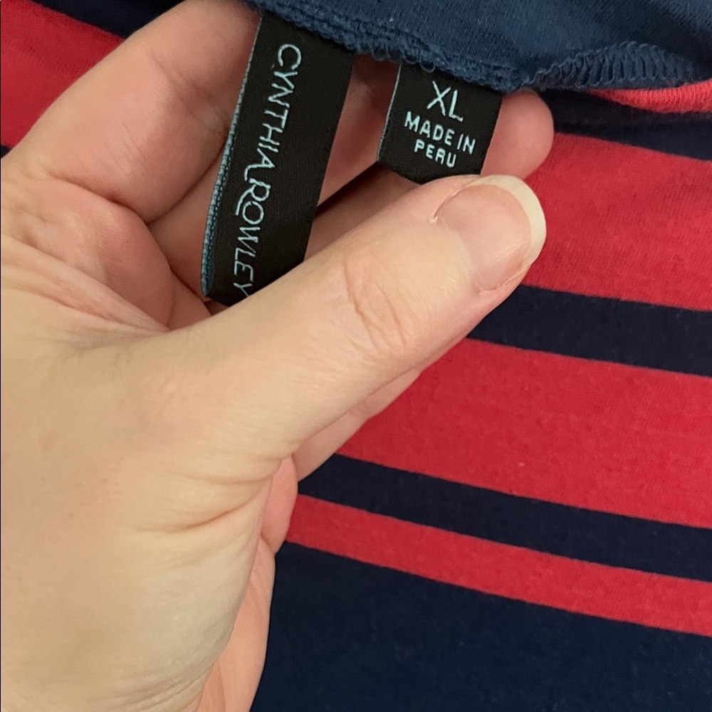 XL | Cynthia Rowley Striped Pink and Navy Top - Picture 2 of 6